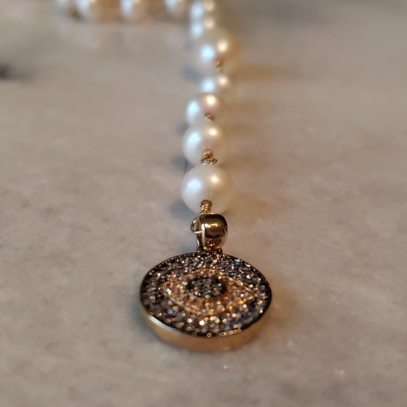Freshwater pearl and evil eye cubic zirconia - Picture 8 of 8